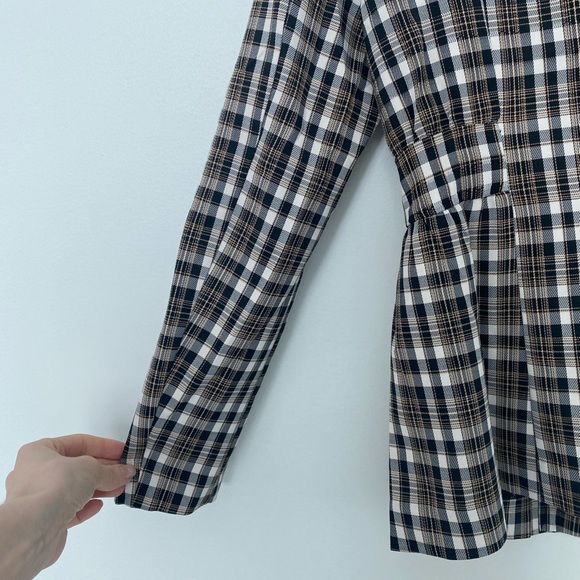 Tailored Waist Blazer in Brown Plaid - Picture 4 of 5